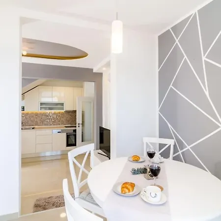 Sea View Apartment 10 Minutes Walk From Old City Dubrovnik Exterior photo
