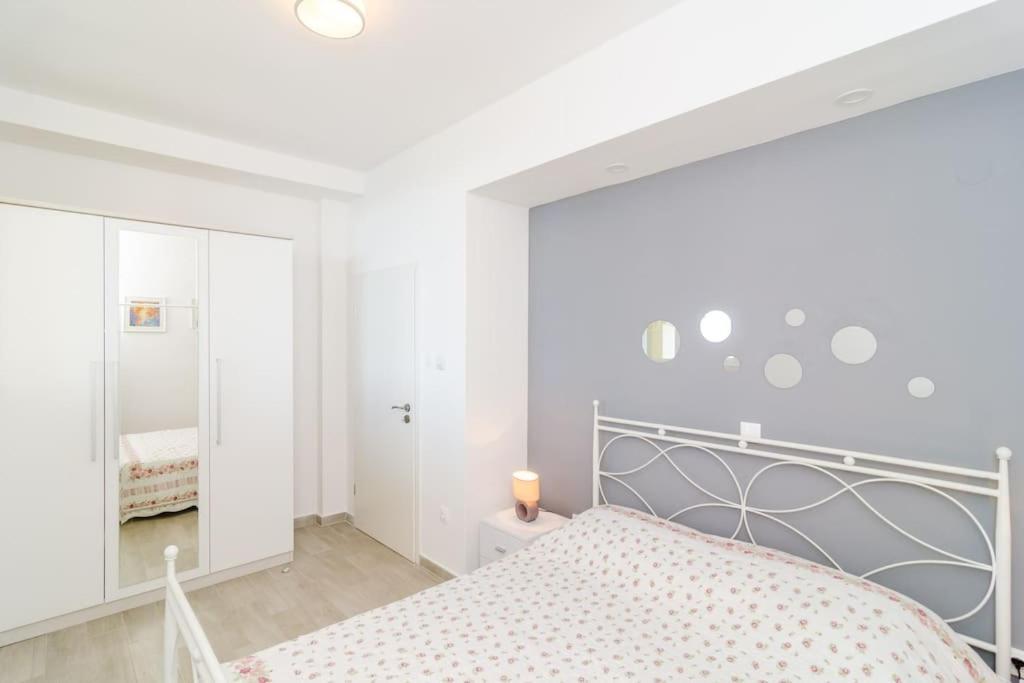 Apartman Sea View 10 Minutes Walk From Old *
